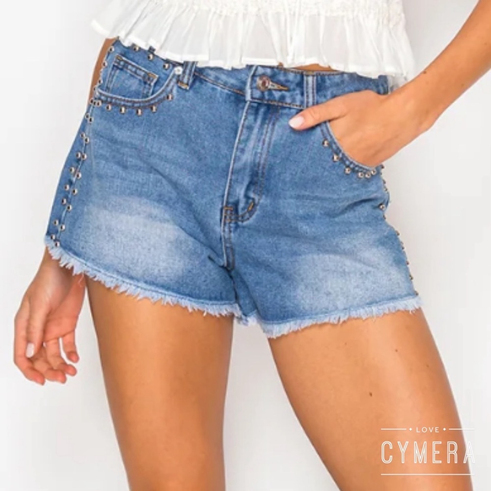 Cali1850 Women's Blue Studded Jean Shorts